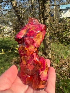 floral resin goddess 2